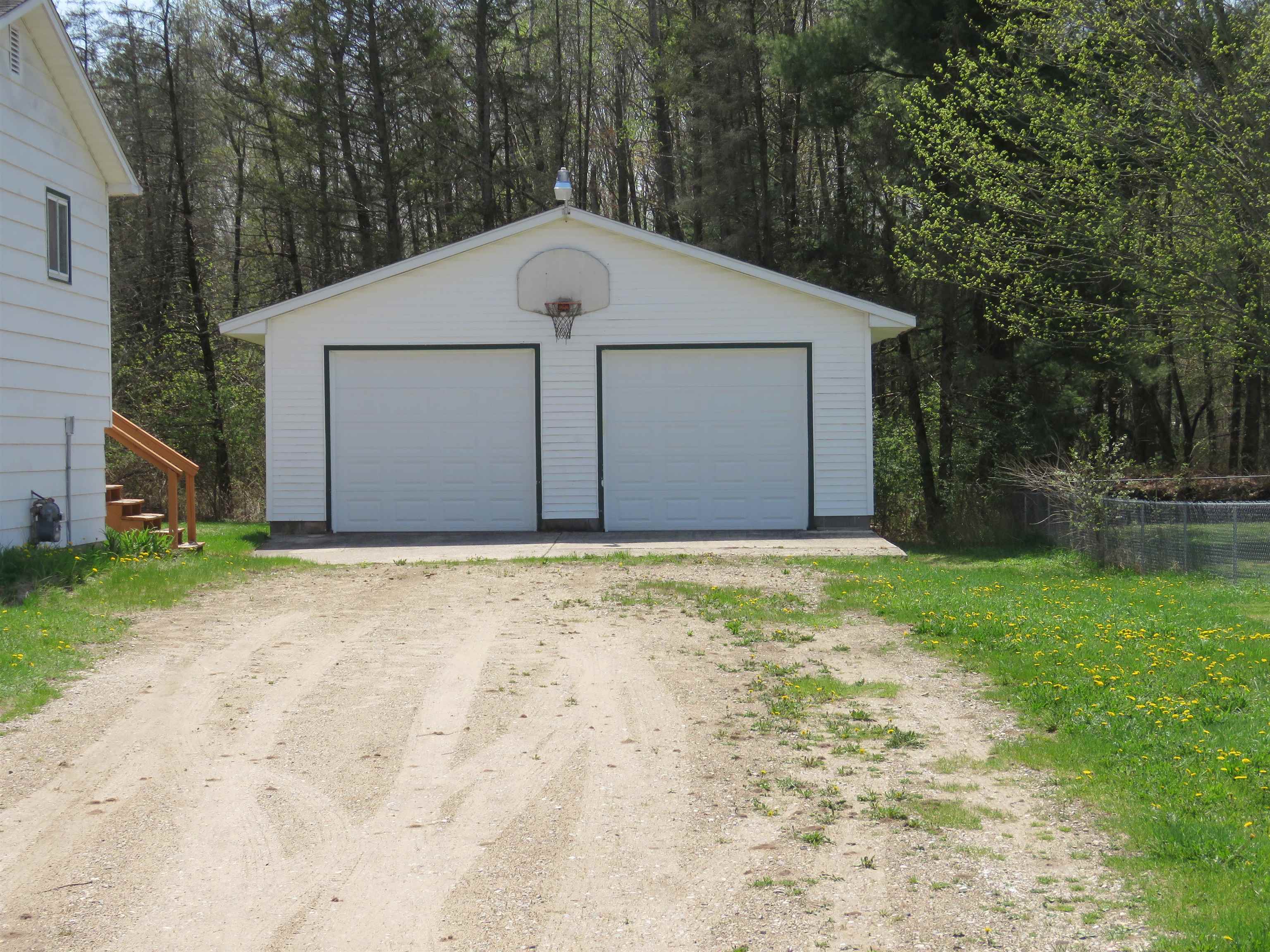 9952 Freedom Road Cadillac, MI 49601 - Photo 18 of 25 1899707-17.JPG
