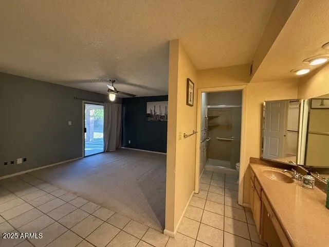 $2,400 | 1105 West Juanita Avenue, Mesa, AZ 85210