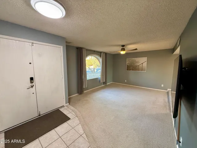 $2,400 | 1105 West Juanita Avenue, Mesa, AZ 85210