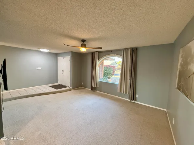 $2,400 | 1105 West Juanita Avenue, Mesa, AZ 85210