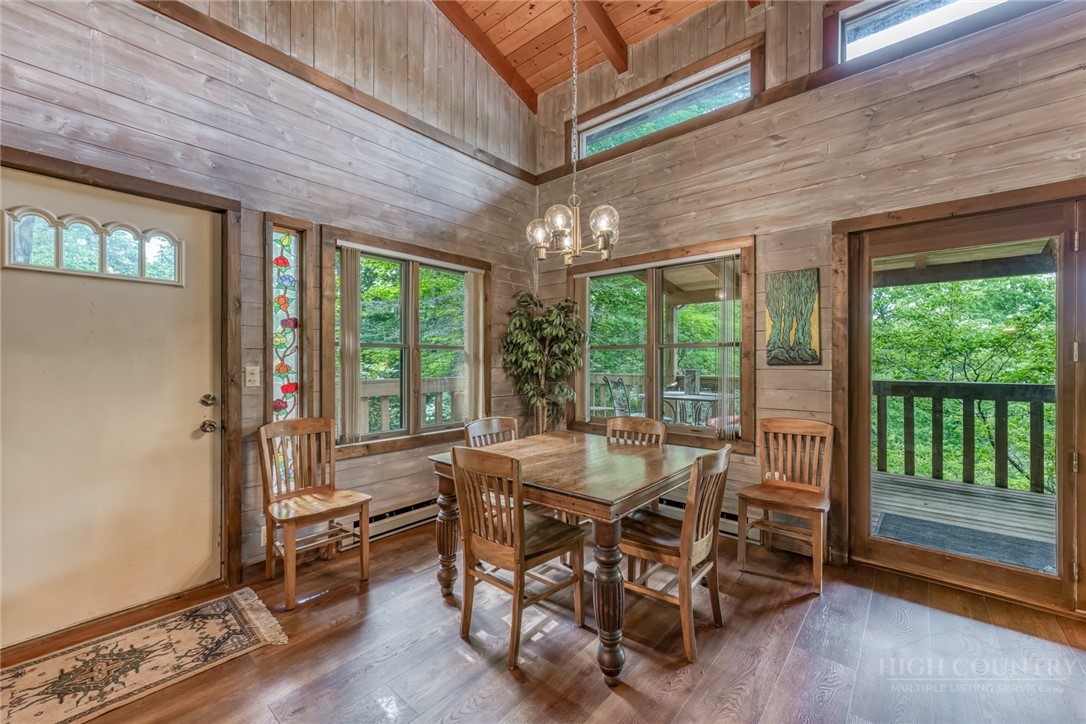 392 Locust Road Newland, NC 28657 - Photo 7 of 43