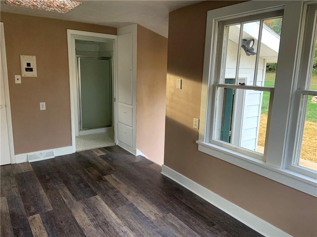 331-333 Hannahstown Road Cabot, PA 16023 - Photo 11 of 22