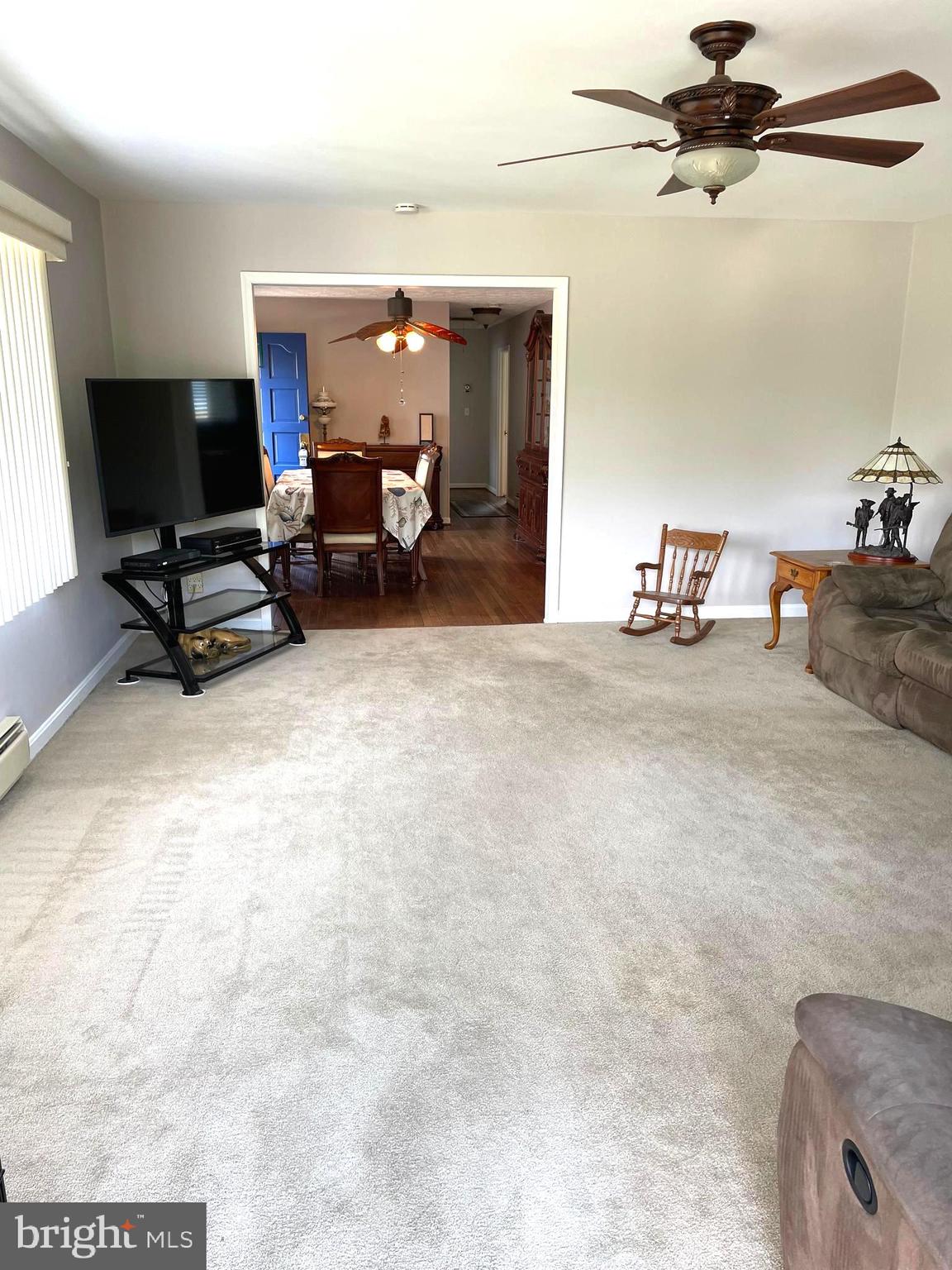 1918 Poplar Road Essex, MD 21221 - Photo 15 of 40 Living Room