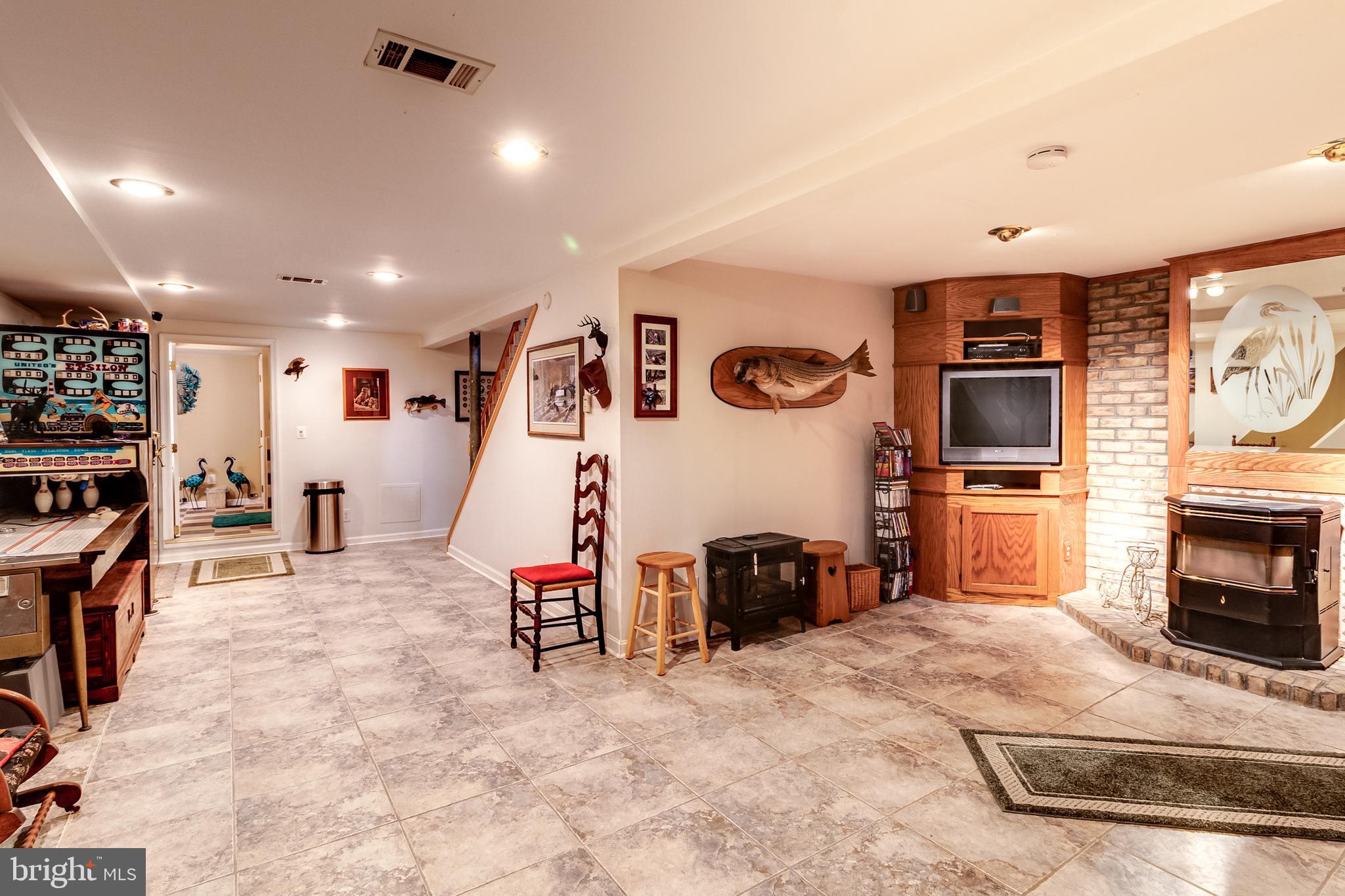 1918 Poplar Road Essex, MD 21221 - Photo 25 of 40 Family Room offering Ceramic Tile