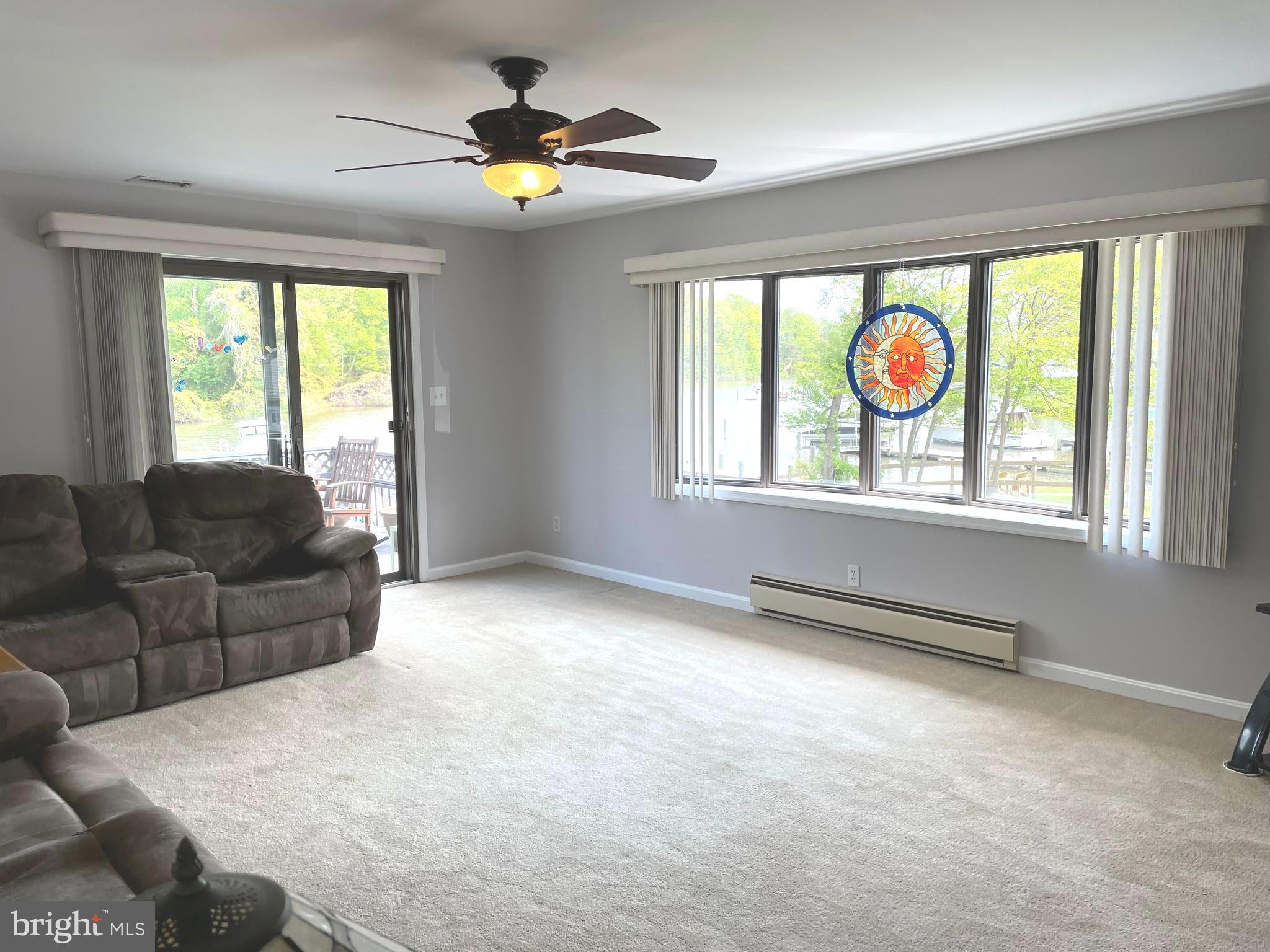 1918 Poplar Road Essex, MD 21221 - Photo 3 of 40 16 x20 Living Room
Faces Sue Creek