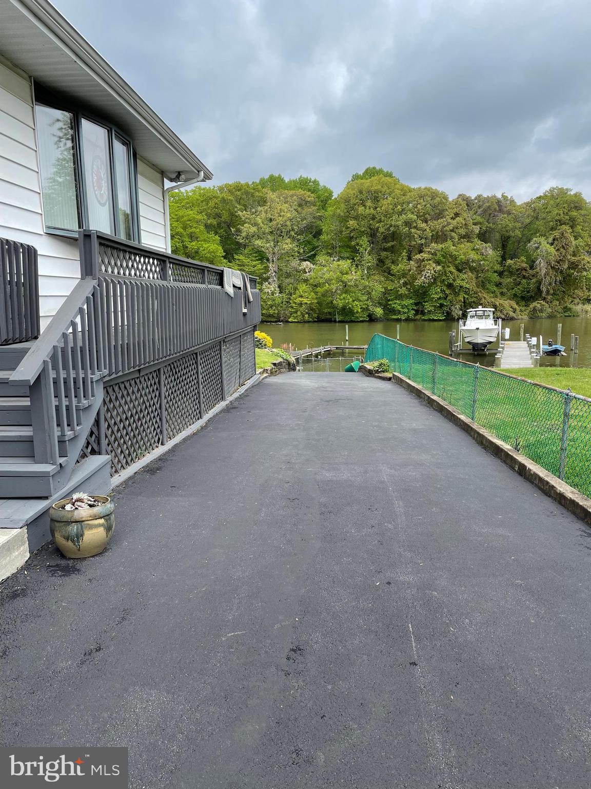 1918 Poplar Road Essex, MD 21221 - Photo 38 of 40 Side View