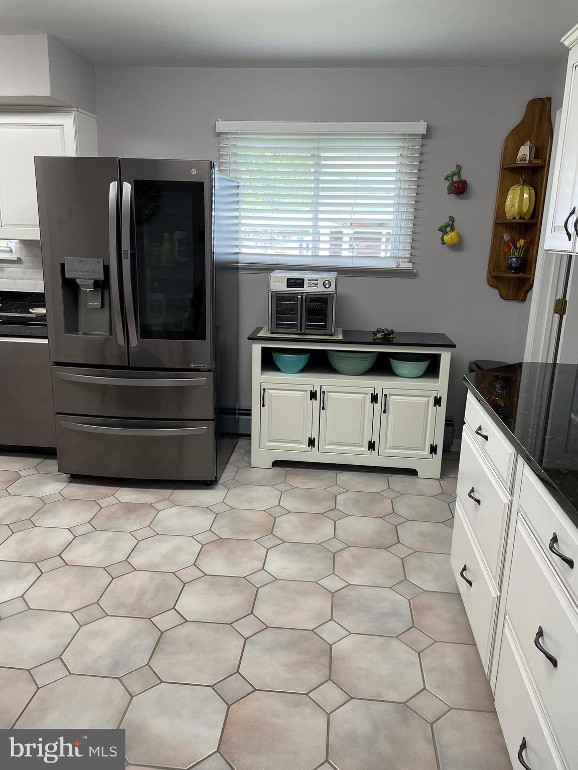 1918 Poplar Road Essex, MD 21221 - Photo 6 of 40 All of the appliances Stay