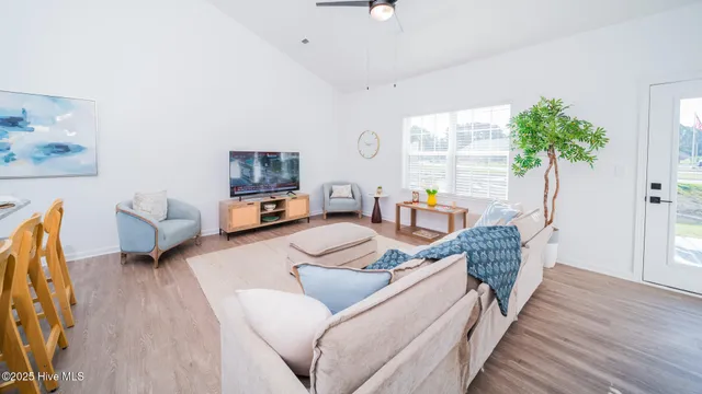 $1,995 | 128 C Marcella Lane, Unit 102, Calabash, NC 28467