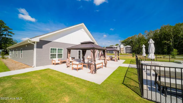 $1,995 | 128 C Marcella Lane, Unit 102, Calabash, NC 28467