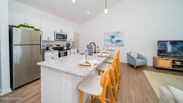 $1,995 | 128 C Marcella Lane, Unit 102, Calabash, NC 28467