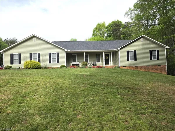 $469,900 | 8607 Boone Landing Drive, Stokesdale, NC 27357