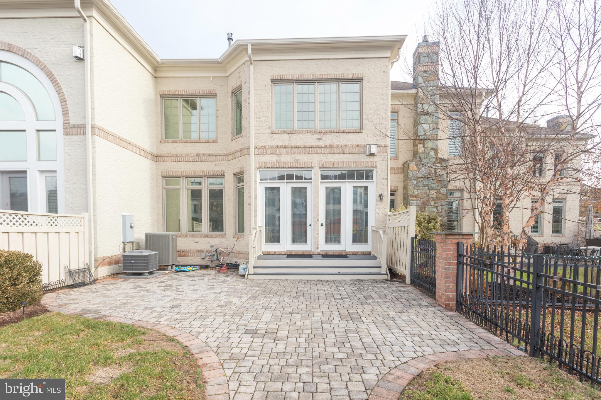 18353 Fairway Oaks Square Leesburg, VA 20176 - Photo 21 of 50 a front view of a house with a porch