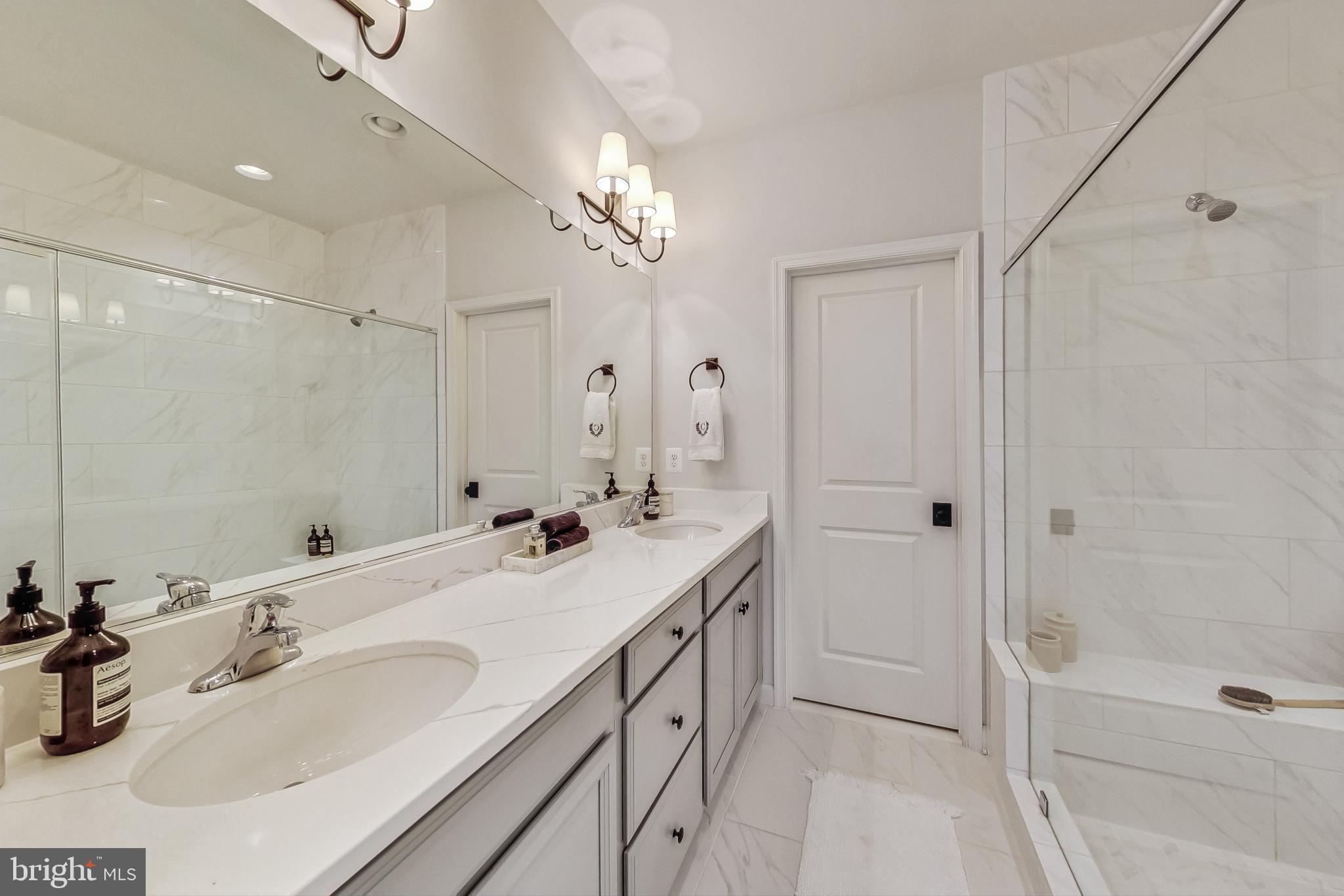 509 Triggerfish Drive Oxon Hill, MD 20745 - Photo 22 of 50