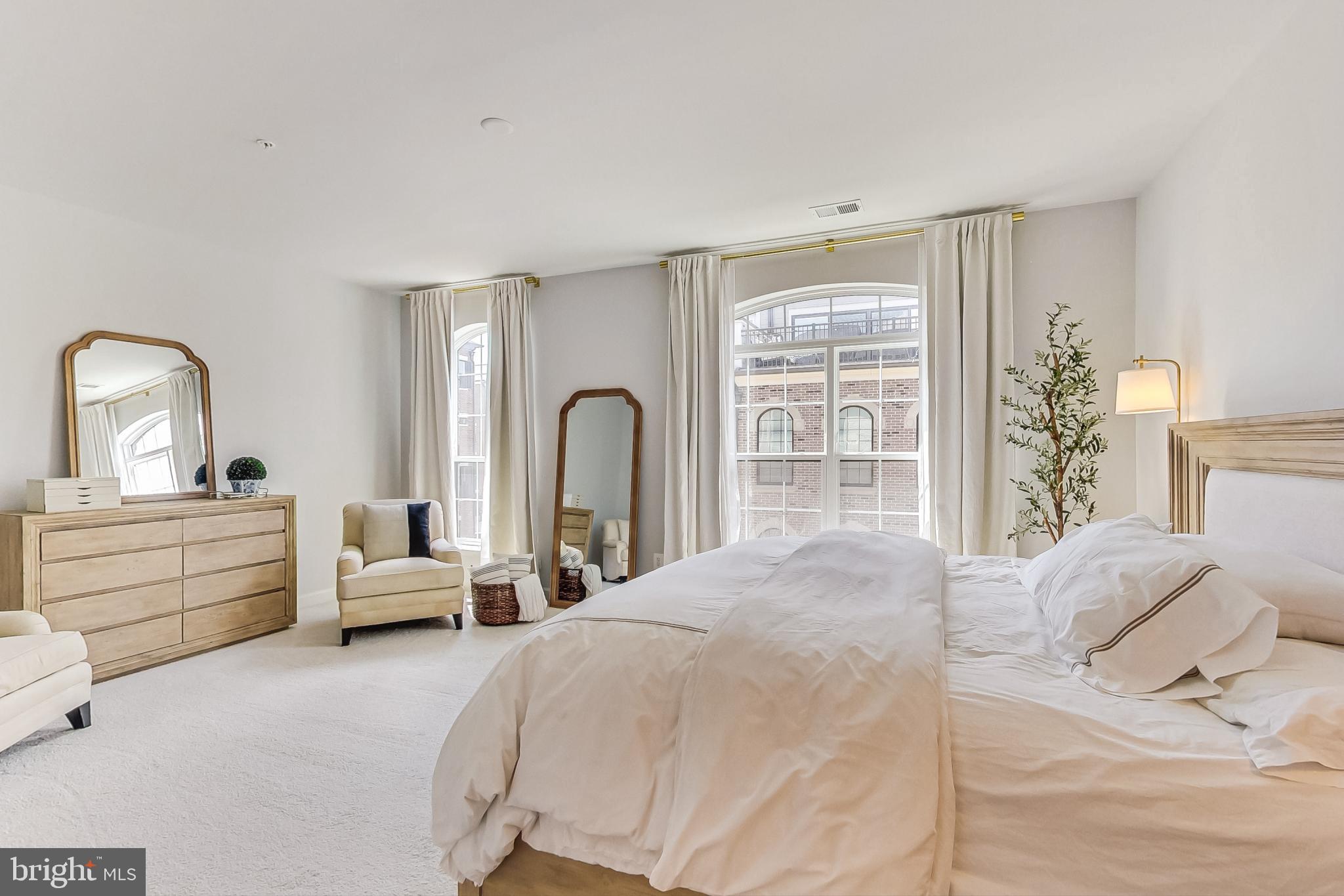 509 Triggerfish Drive Oxon Hill, MD 20745 - Photo 32 of 50