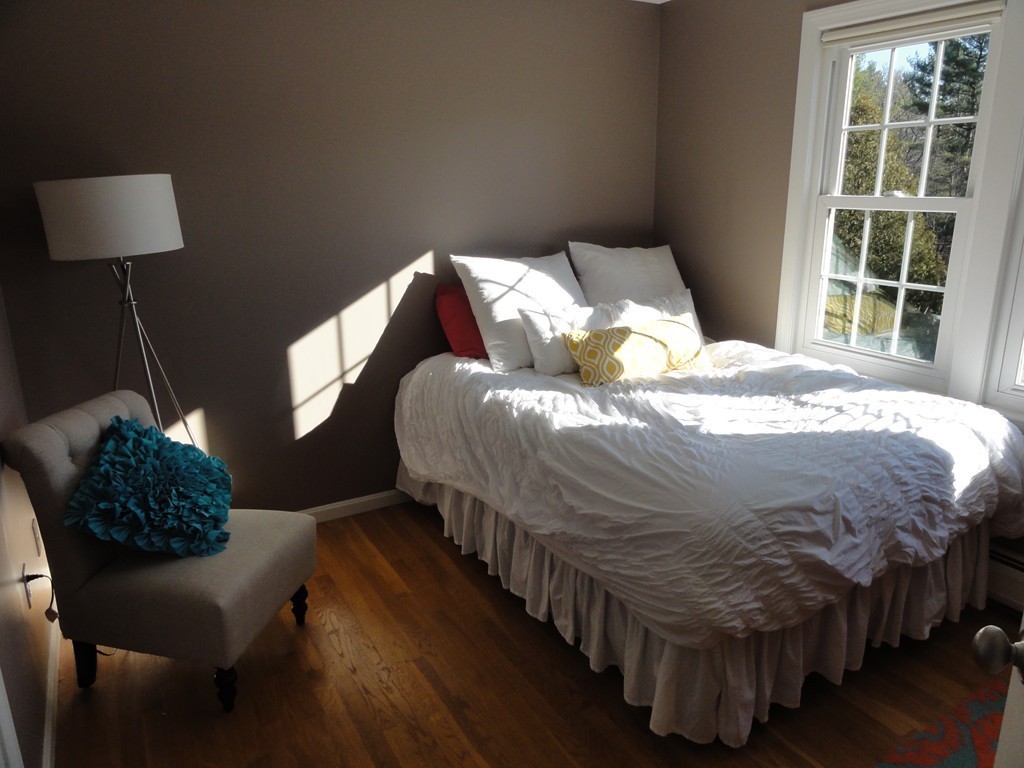 606 Old Dunstable Road Groton, MA 01450 - Photo 17 of 27 Gallery Image 17