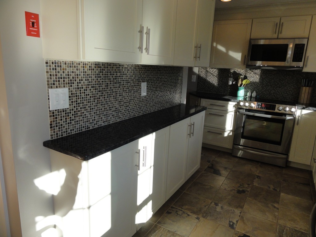 606 Old Dunstable Road Groton, MA 01450 - Photo 5 of 27 Gallery Image 5