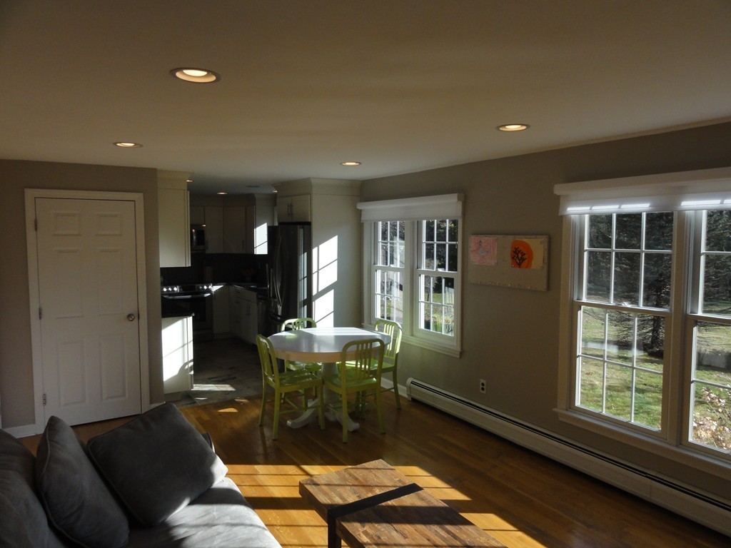 606 Old Dunstable Road Groton, MA 01450 - Photo 7 of 27 Gallery Image 7