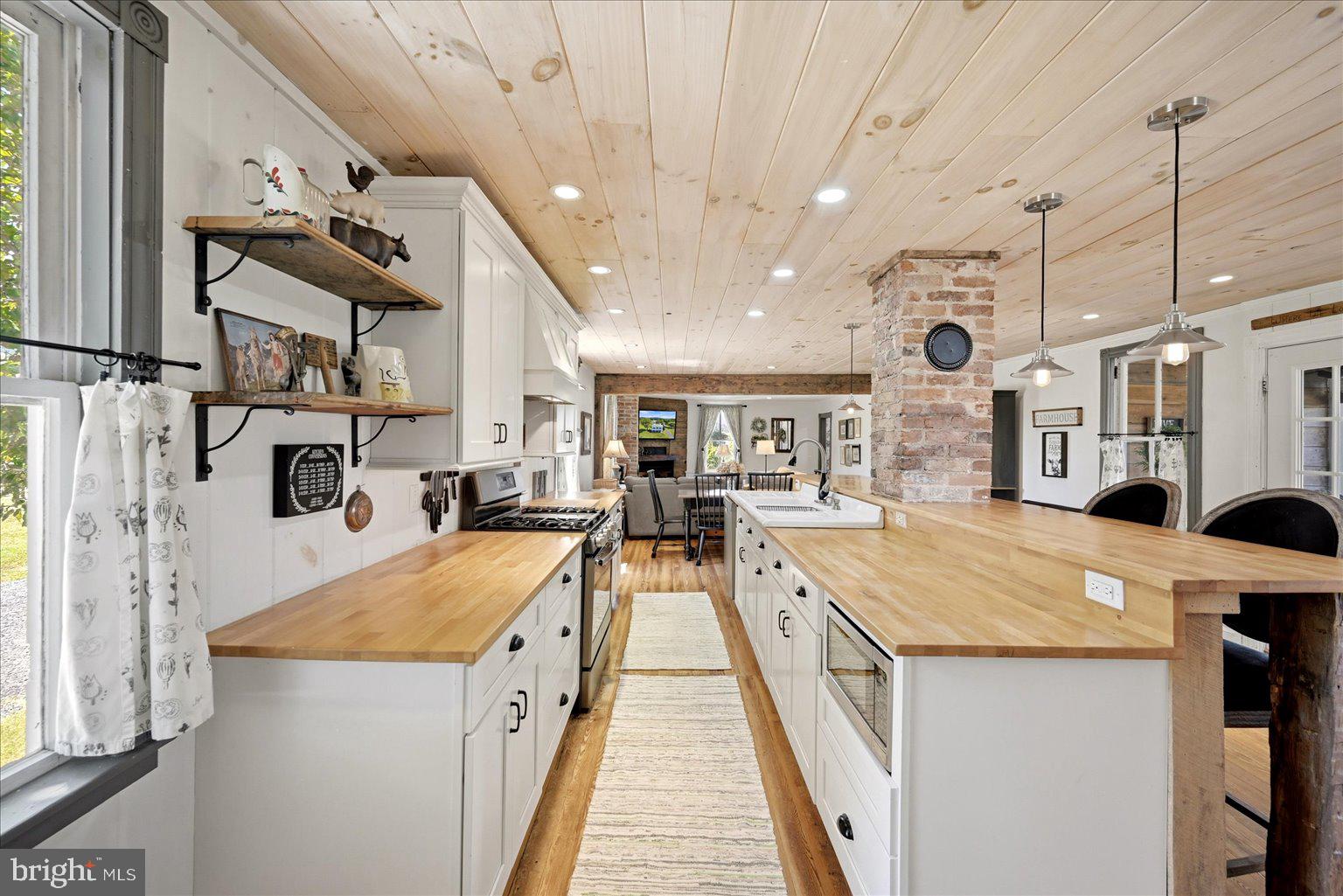 625 Riverbend Road Stanley, VA 22851 - Photo 31 of 138 Gallery Image 31