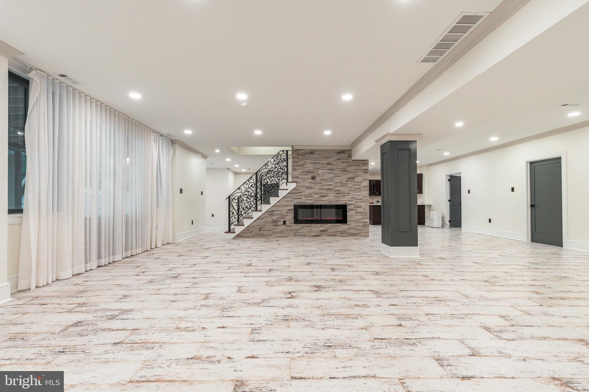 1226 Norwalk Road Philadelphia, PA 19115 - Photo 32 of 68