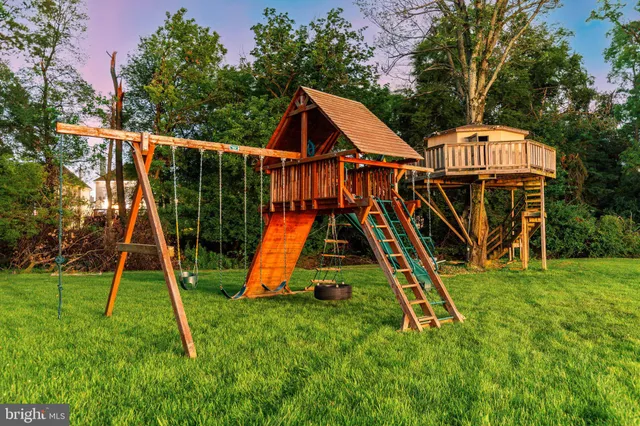 $2,495,000 | 1226 Norwalk Road, Philadelphia, PA 19115