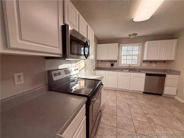 $1,850 | 2402 Larwood Drive, Fayetteville, NC 28306