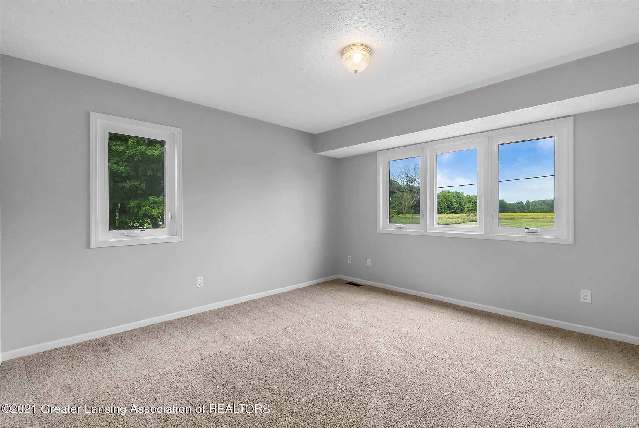 5090 Nichols Road Mason, MI 48854 - Photo 17 of 30 19-19