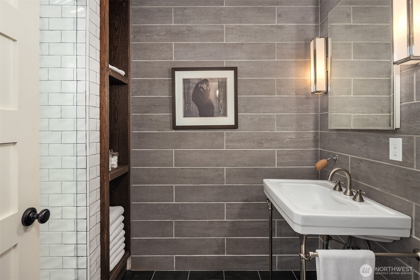 12020 Southwest Cedarhurst Road Vashon, WA 98070 - Photo 18 of 40 Gallery Image 18
