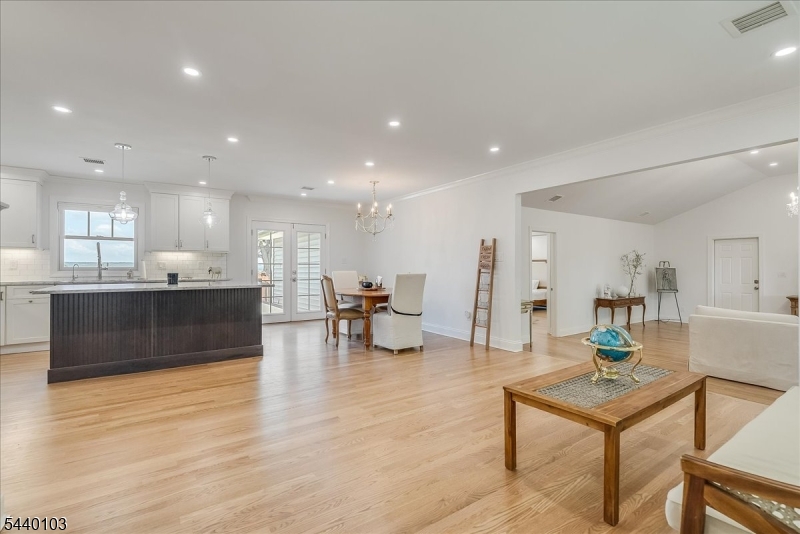 8 Sheeprock Road Kinnelon, NJ 07405 - Photo 11 of 47