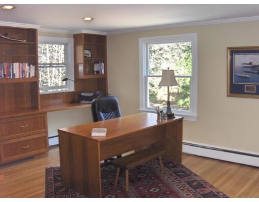 21 Washington Street Lexington, MA 02421 - Photo 10 of 21 a dining room with furniture and window