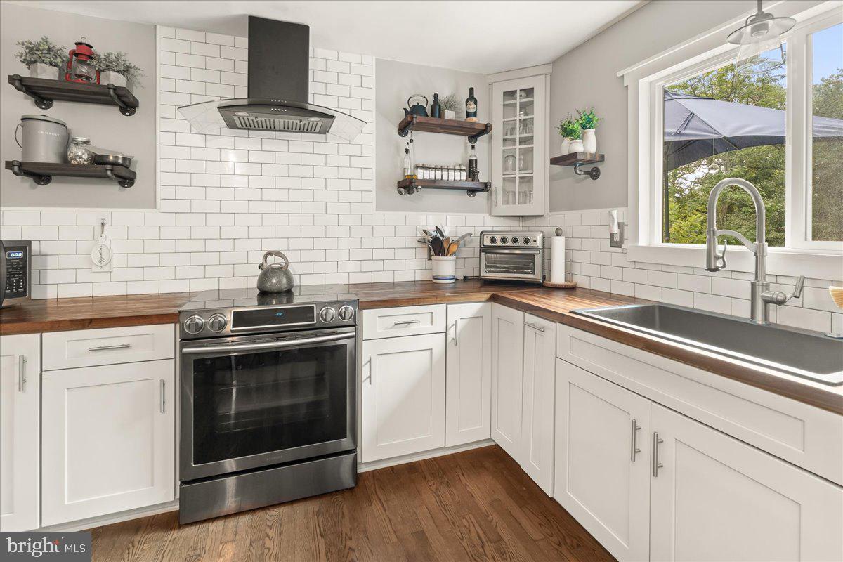 4737 Teen Barnes Road Frederick, MD 21703 - Photo 14 of 61