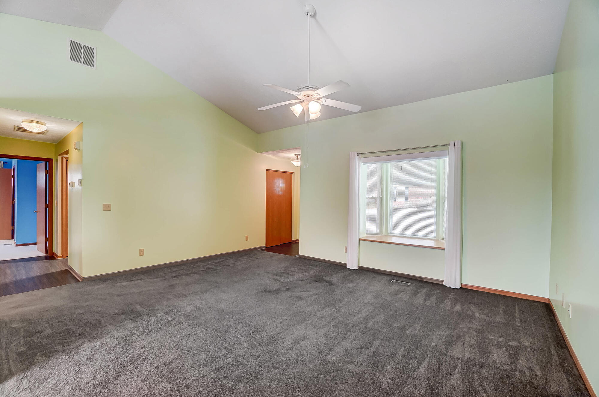 1247 Warbler Ridge Springfield, OH 45503 - Photo 6 of 33 Gallery Image 6