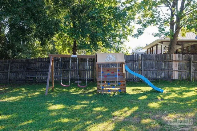 $274,500 | 332 Twisted Oak Drive, Cantonment, FL 32533