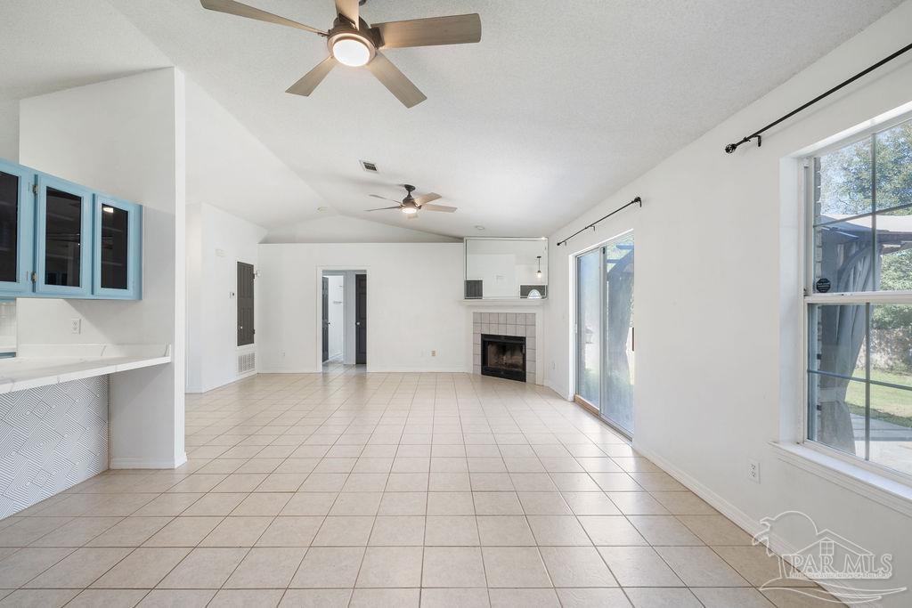 332 Twisted Oak Drive Cantonment, FL 32533 - Photo 6 of 21