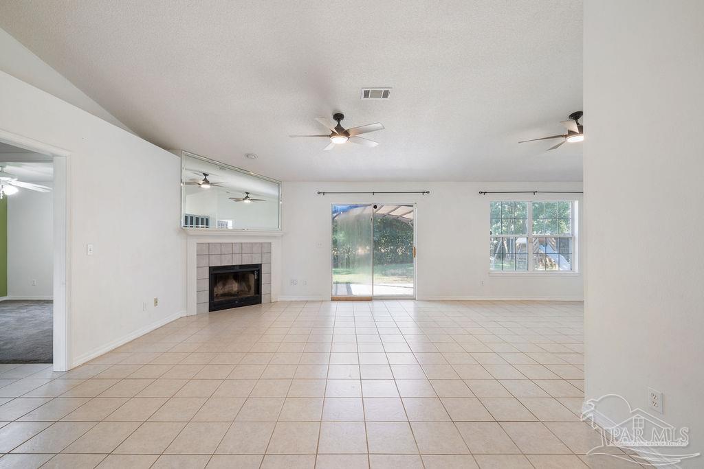 332 Twisted Oak Drive Cantonment, FL 32533 - Photo 8 of 21