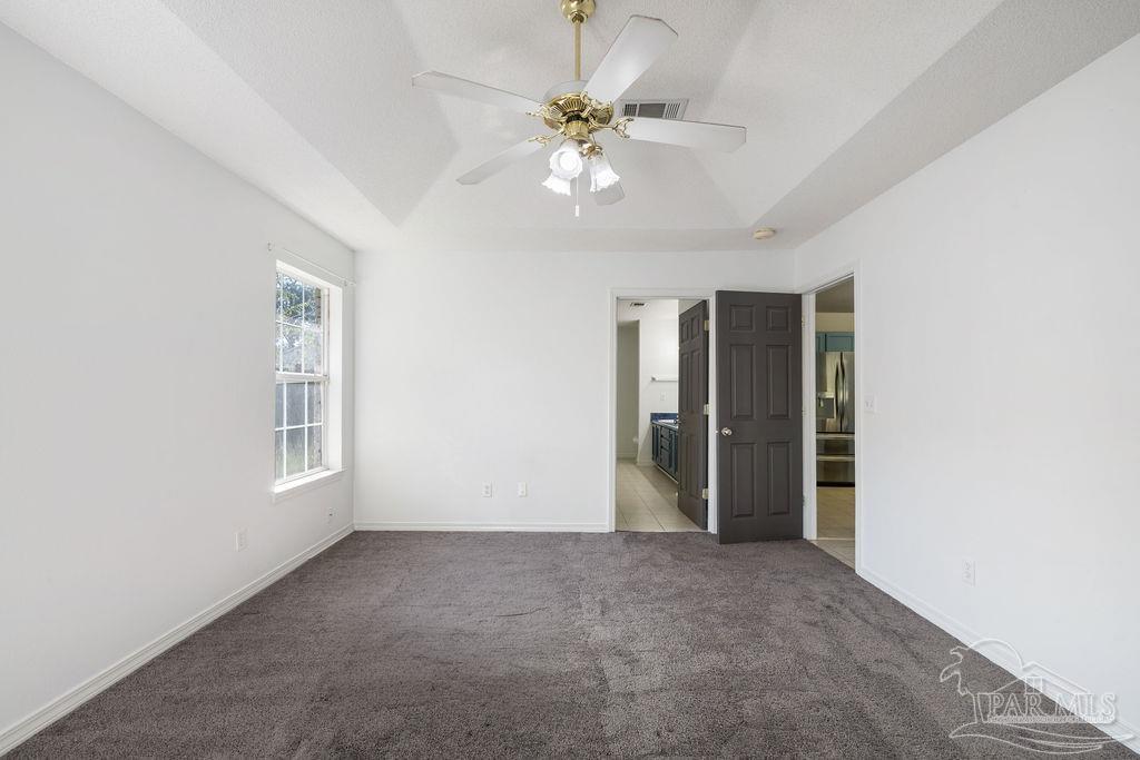 332 Twisted Oak Drive Cantonment, FL 32533 - Photo 9 of 21