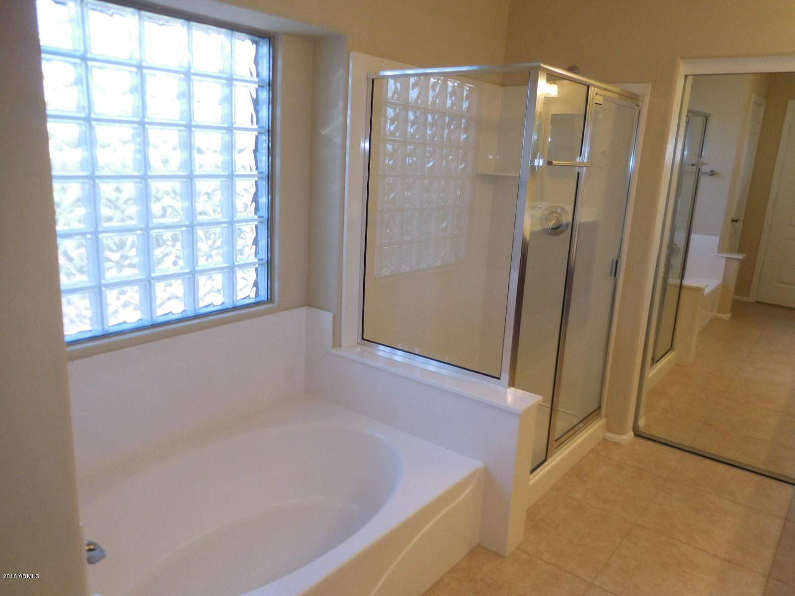2537 East Ridge Creek Road Phoenix, AZ 85024 - Photo 22 of 27 DSCN5157