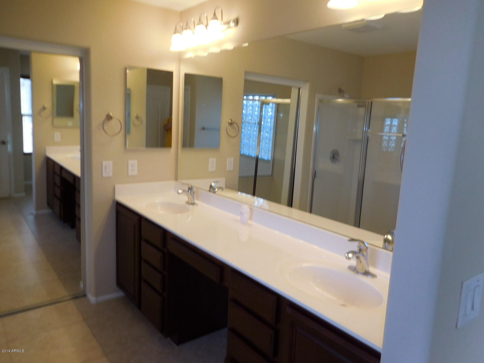 2537 East Ridge Creek Road Phoenix, AZ 85024 - Photo 23 of 27 DSCN5158