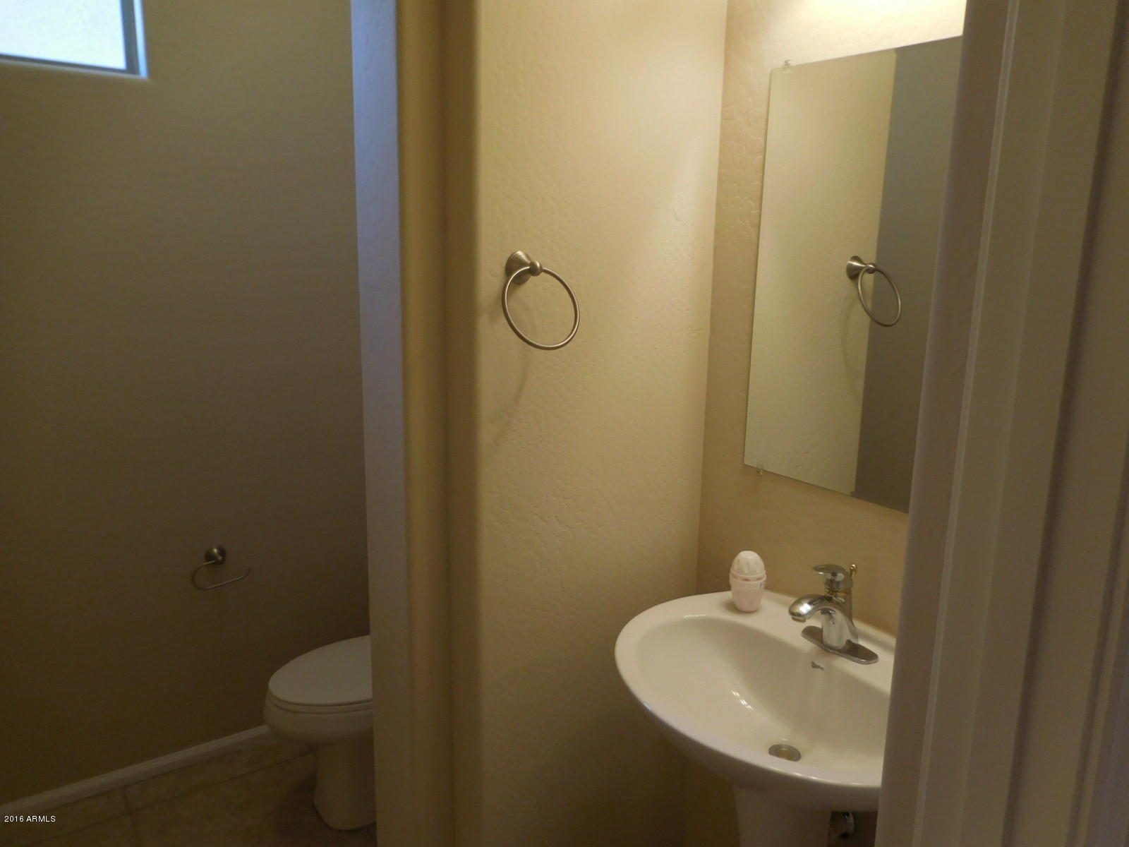 2537 East Ridge Creek Road Phoenix, AZ 85024 - Photo 10 of 27 DSCN5132