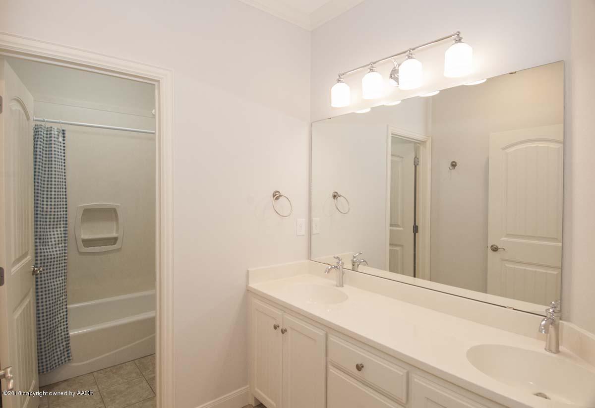 15043 Dowell Road Amarillo, TX 79119 - Photo 27 of 34 BATHROOM 2 VIEW 1