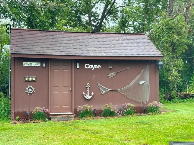 $144,900 | 413 Skyline Drive, Edgerton, WI 53534