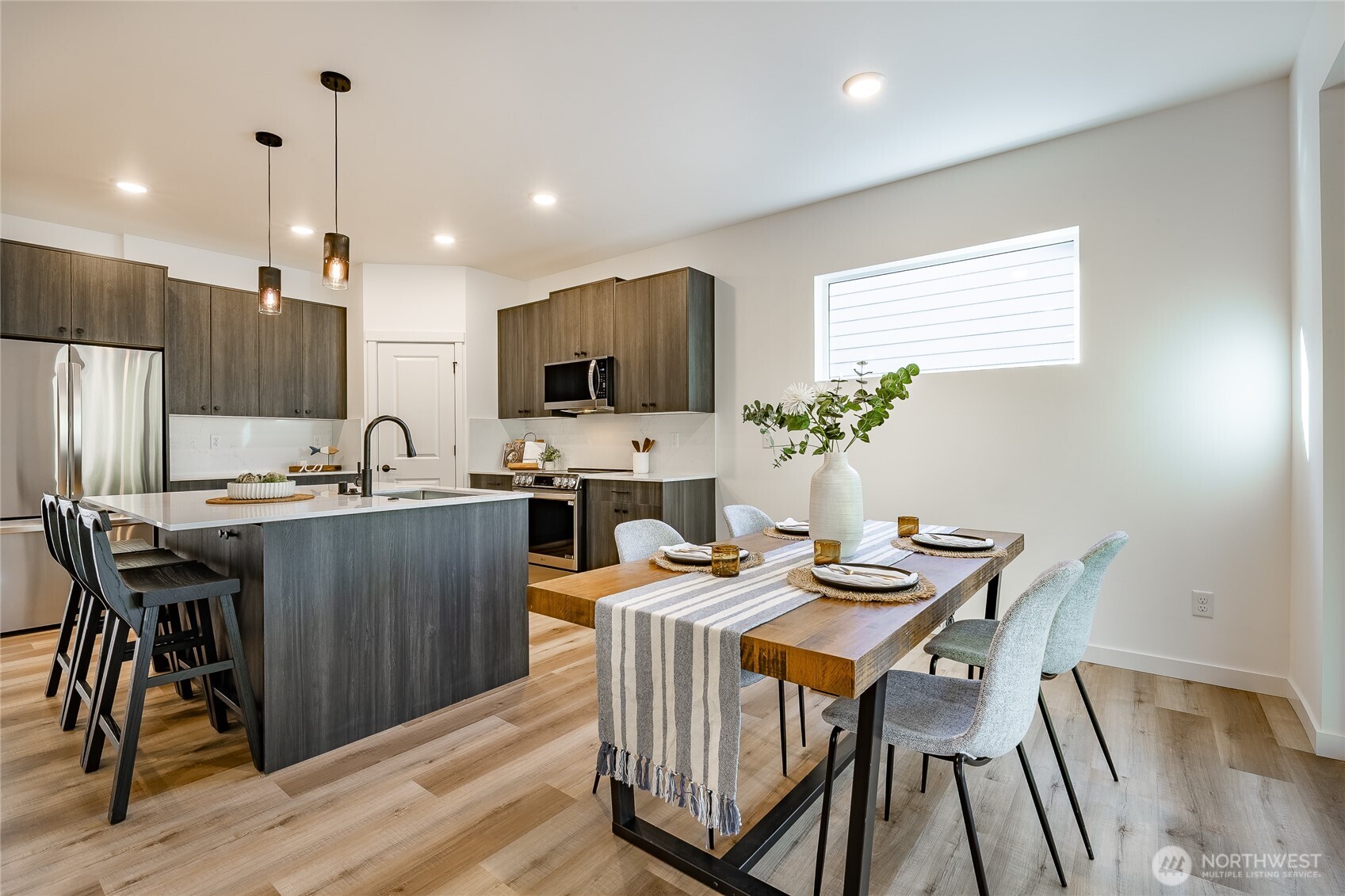 2998 Cedar View Road Blaine, WA 98230 - Photo 9 of 40