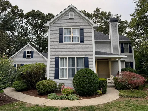 $1,290,000 | 371 Glen Hill Drive, North Kingstown, RI 02874