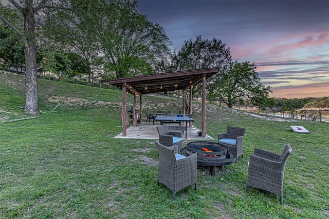 $1,300,000 | 1293 Lakeshore Drive, Spicewood, TX 78669