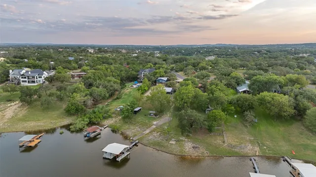 $1,300,000 | 1293 Lakeshore Drive, Spicewood, TX 78669