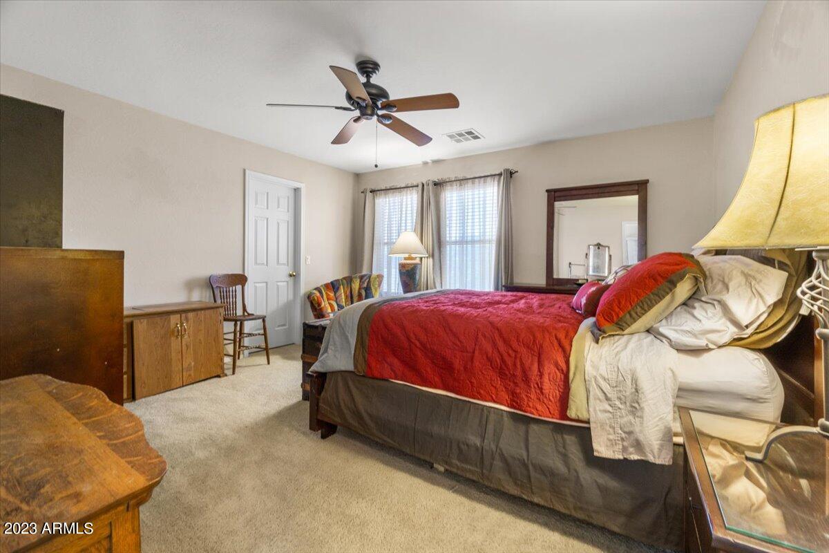44228 Roth Road Maricopa, AZ 85138 - Photo 23 of 41 23-Primary Bedroom