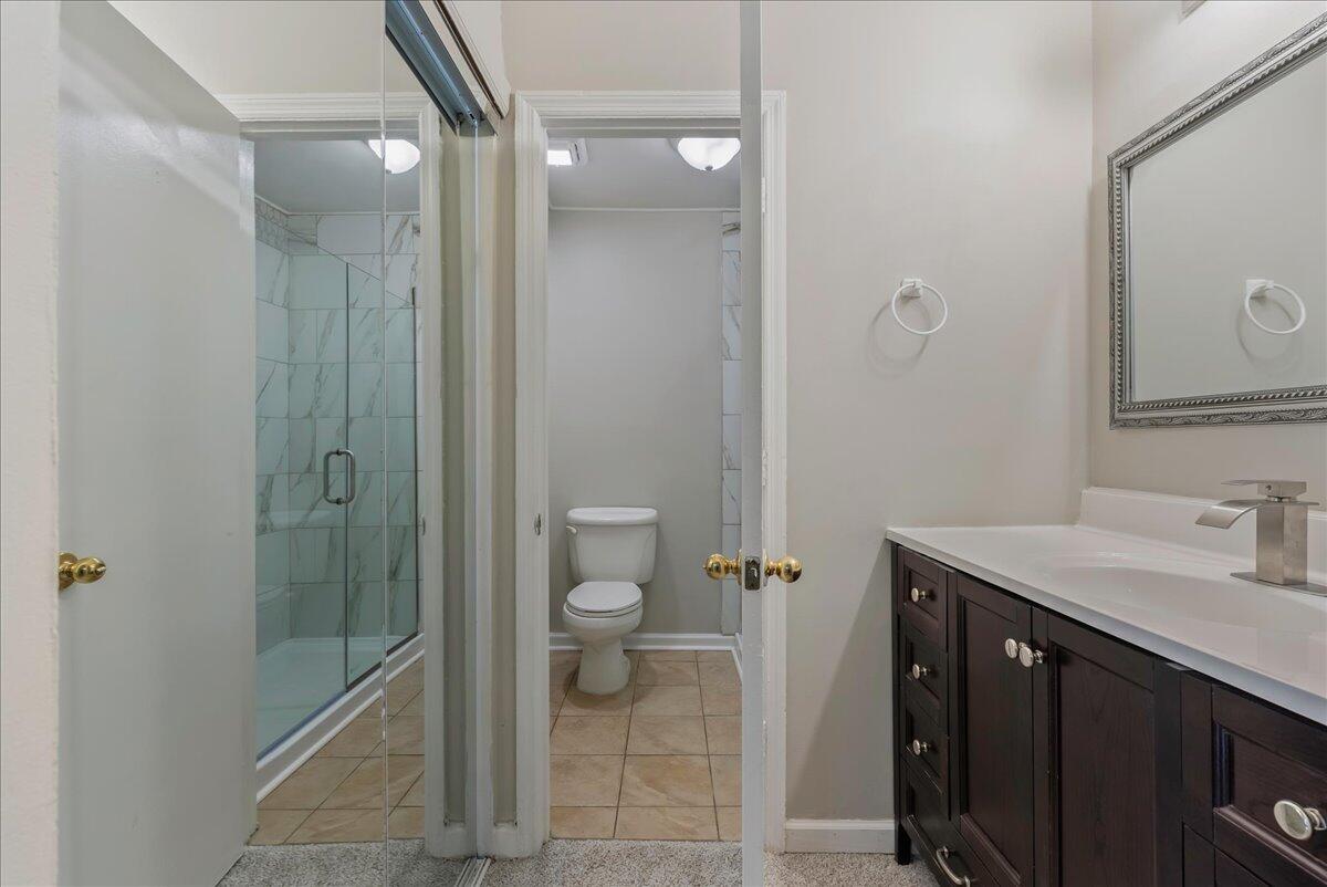 1402 Camp Road, Unit 3A Charleston, SC 29412 - Photo 14 of 28 Owner's Bath