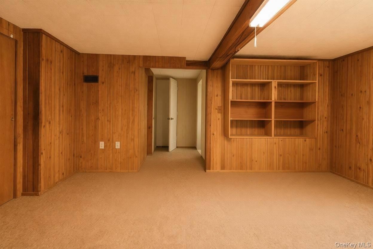 740 Wallkill Avenue Wallkill, NY 12589 - Photo 38 of 46 Gallery Image 38