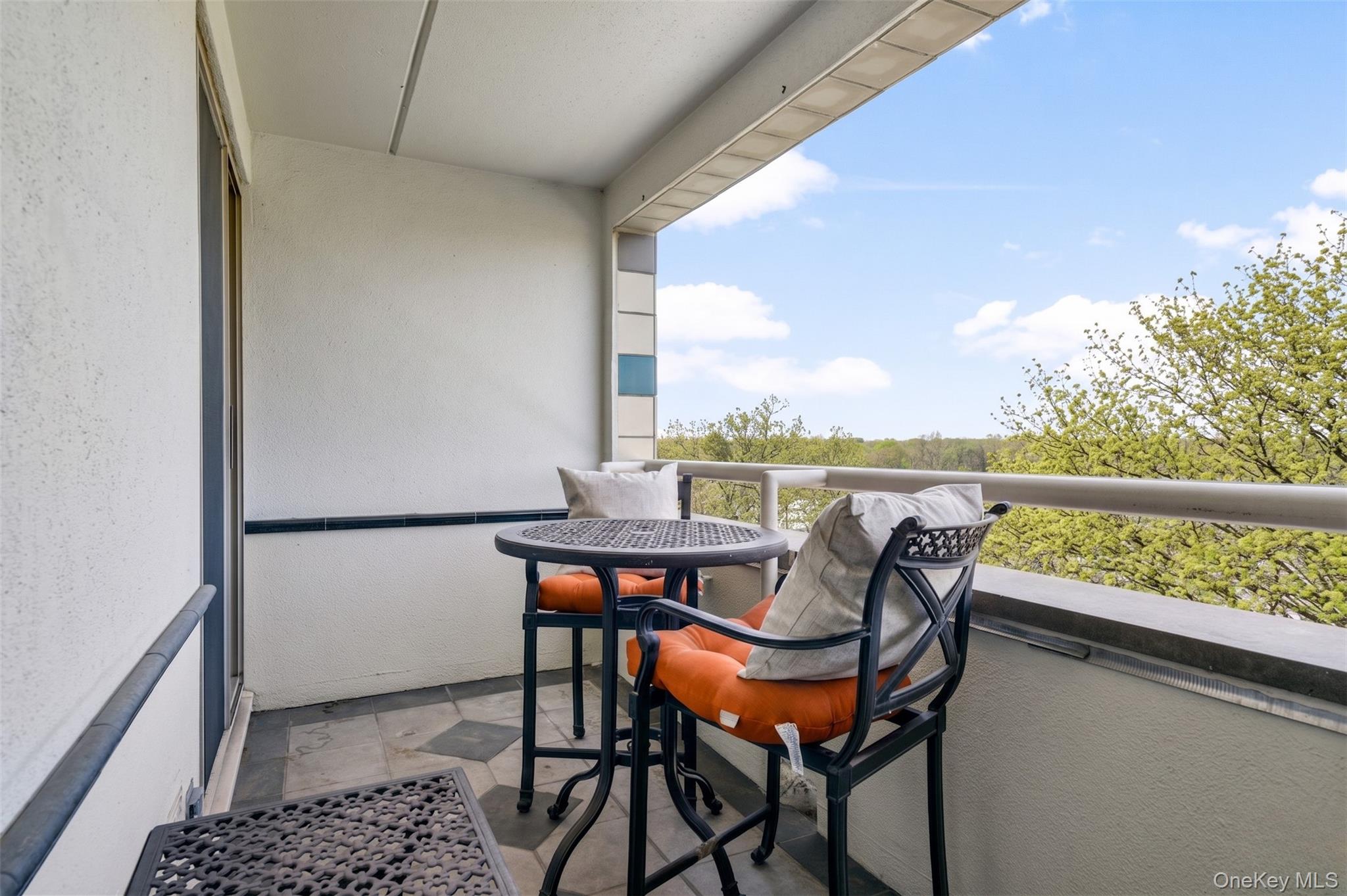 701 Pelham Road, Unit 5M New Rochelle, NY 10805 - Photo 16 of 19