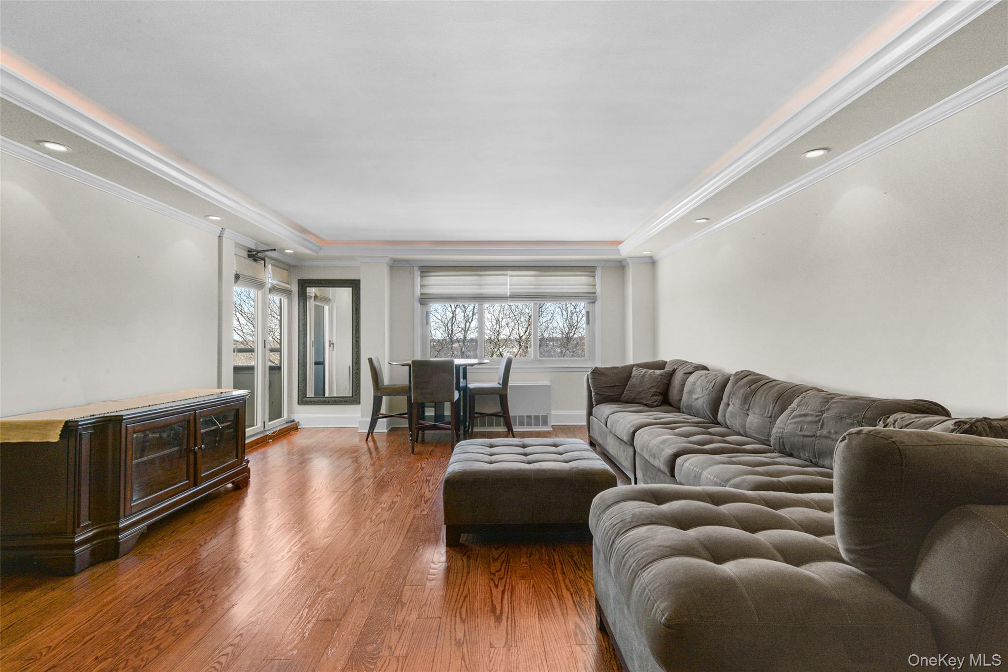 701 Pelham Road, Unit 5M New Rochelle, NY 10805 - Photo 5 of 24