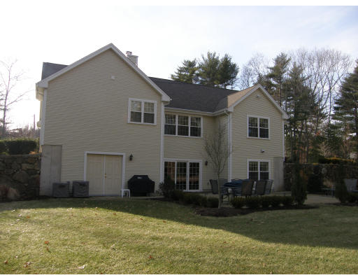 18 Dotys Mill Road Acushnet, MA 02743 - Photo 3 of 10